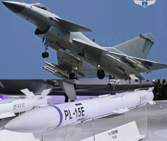 공대공 무장을 갖춘 중국 J-10C와 PL-15E 미사일.소셜미디어 캡처