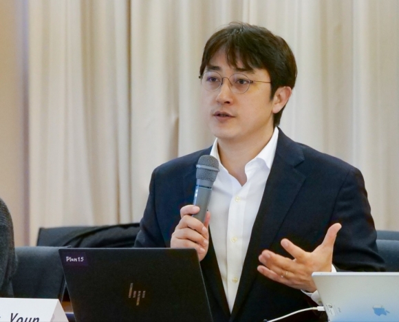 서울 중구 정동에서 열린 국제 기후단체 그린피스 주관‘전략적 기후 소송에 관한 글로벌 워크숍’에서 지난달 14일 윤세종 플랜1.5 변호사가 발언하는 모습.본인 제공