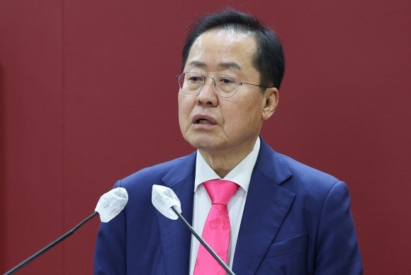 <b>홍준표</b> “차라리 <b>노무현</b> 따라 <b>민주당</b> 갔다면…” 최후의 일격