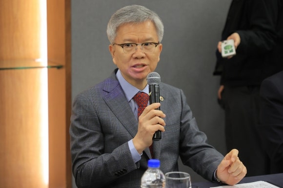 <b>의협</b> “정부 임기 끝나는데… 폭압적 방식 여전”
