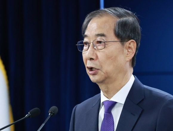 ‘<b>내란 혐의</b>’ 한덕수·이상민 <b>소환조사</b>… 경찰 “CCTV와 진술 달라”
