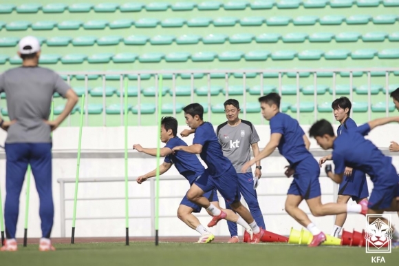 9명 빼고 싹 바꾼 <b>이민성호 U-22</b> 대표팀, 30일부터 경주에서 담금질