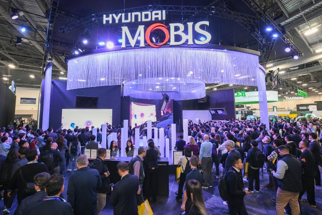 今年1月、米国ラスベガスで開かれた世界最大の家電・情報術（IT）展示会「CES 2025」に設けられた現代モービスブースの姿。現代モービス提供