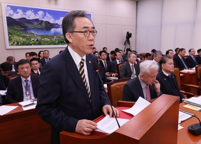 <b>내란특검</b>, <b>조태열</b> 전 외교부장관 <b>소환</b>조사