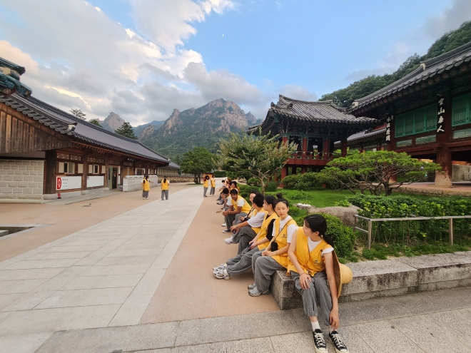 강원 속초 신흥사 템플스테이 장면. 조계종사회복지재단 제공.