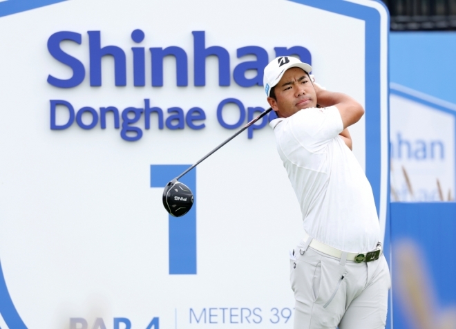 2022년 우승자 <b>히가 가즈키</b>, 3년 만에 <b>신한동해오픈</b> 우승…PGA 투어 복귀...