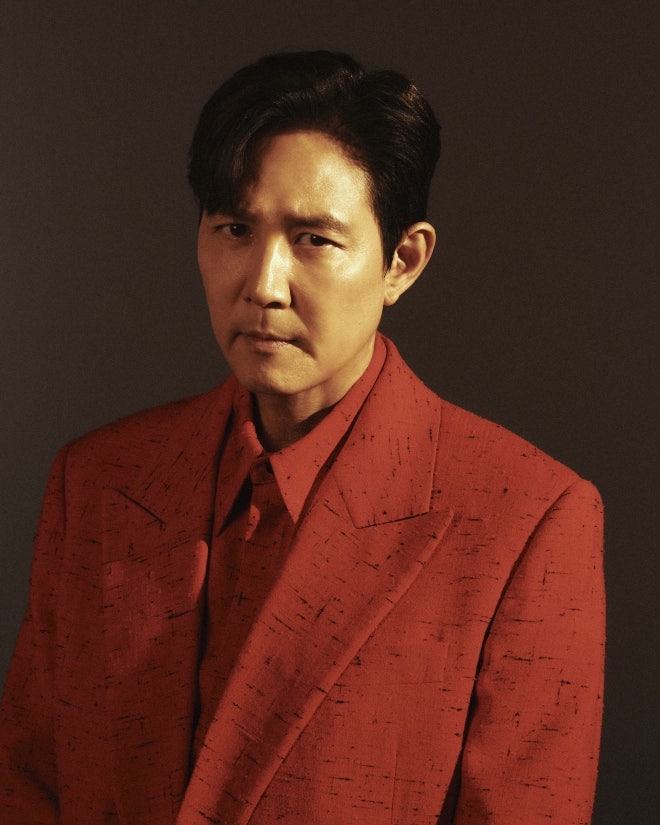 <b>이정재</b>, 한국인 최초로 ‘<b>찰리 채플린 어워드</b>’ <b>수상</b>