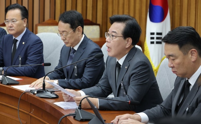 송언석 “<b>법사위</b> 난동, 與 대법원장 감금하고 ‘찌라시’ 조리돌림”