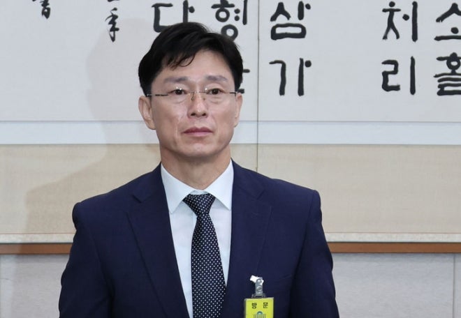 <b>채해병 특검</b>, 임성근 구속영장 청구… 국민의힘 ‘부당 주식 거래’ 민...