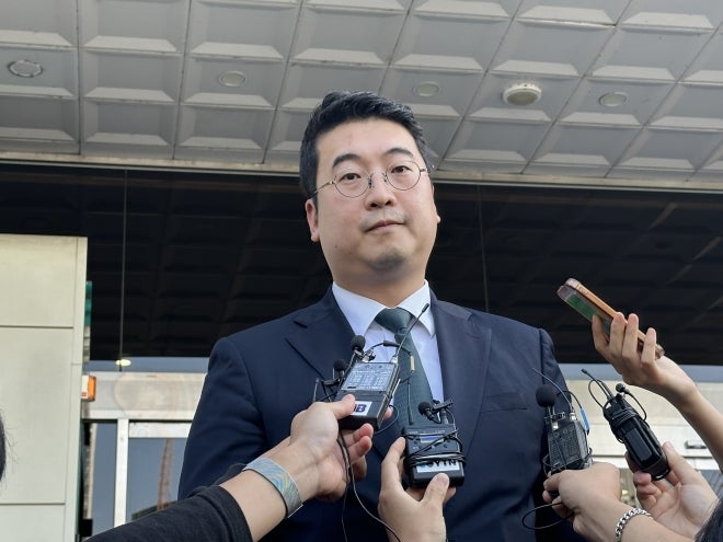 초등생 살해 교사 <b>명재완</b> 무기징역에 불복 ‘<b>항소</b>’