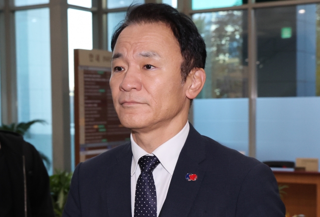 마츠오 히로타카 주한일본대사관 총괄공사가 14일 서울 종로구 외교부 청사로 초치되고 있다. 2025.11.14 뉴스1