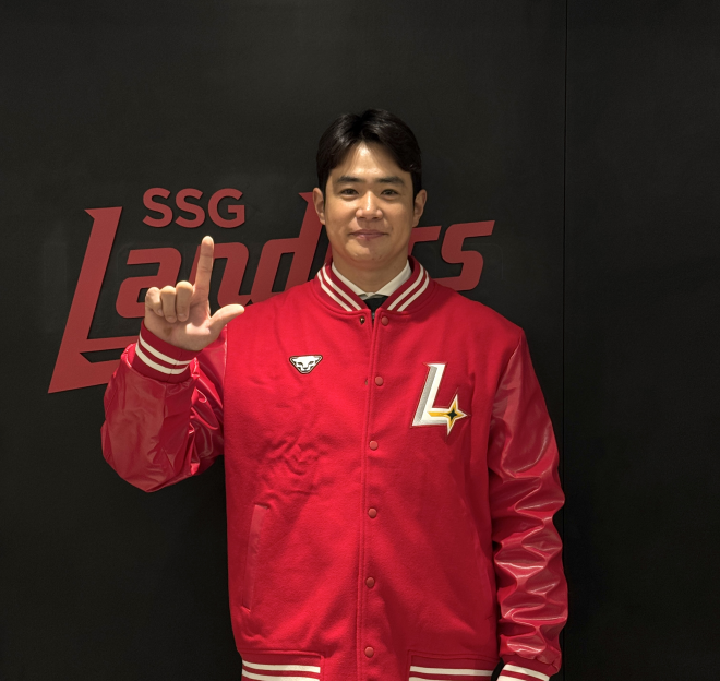 최정-한유섬과 홈런 공장 재건?…‘장타율 7위’ SSG, 통산 276홈런 김재...