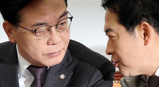 野, <b>민주당</b> <b>통일교</b> <b>연루 의혹</b>에 “편파 특검…전면 재수사해야”