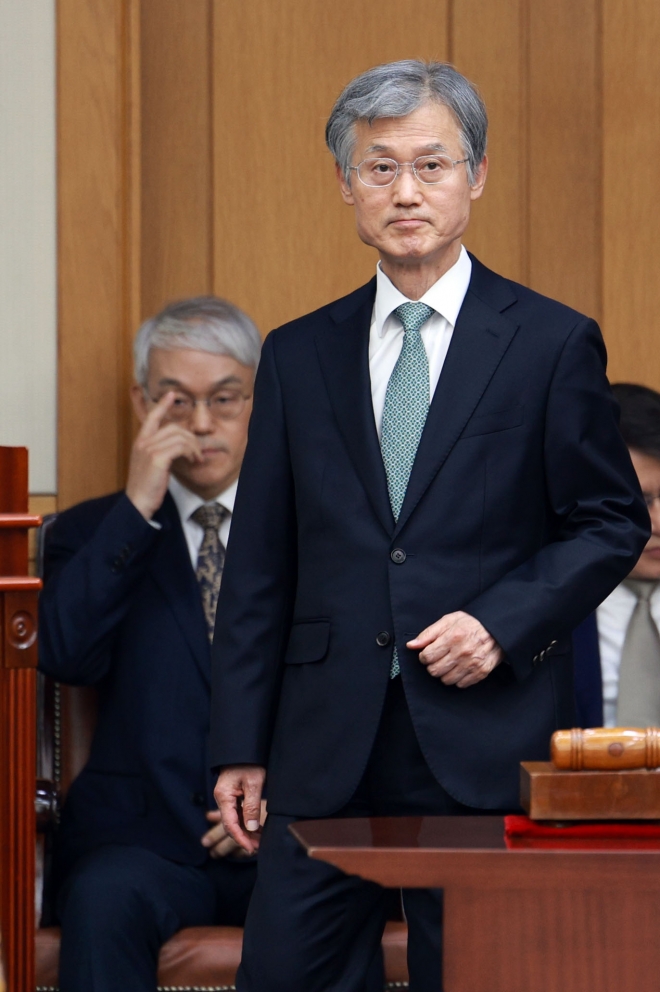 조희대(오른쪽) 대법원장.연합뉴스