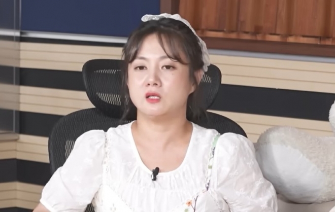 개그우먼 박나래.유튜브 채널‘나혼자산다 스튜디오’캡처