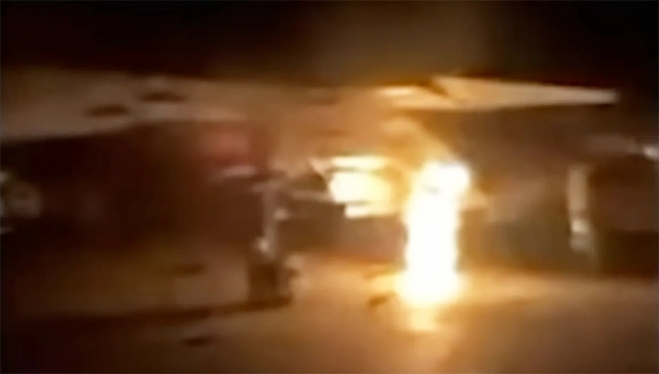 우크라이나 국방부 정보국(GUR)이 러시아 남서부 리페츠크 공군기지에 침투해 수호이(Su)-30 전투기 2대를 방화했다고 주장했다.영상 캡처