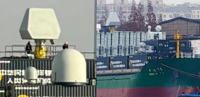 중국 화물선 갑판에 설치된 레이더와 근접방어체계로 보이는 장비를 확대한 모습.컨테이너 위에 센서와 방어 무기를 얹어 상선을 전투 플랫폼으로 전환하려는 구상이 드러난다.중국 인터넷 캡처
