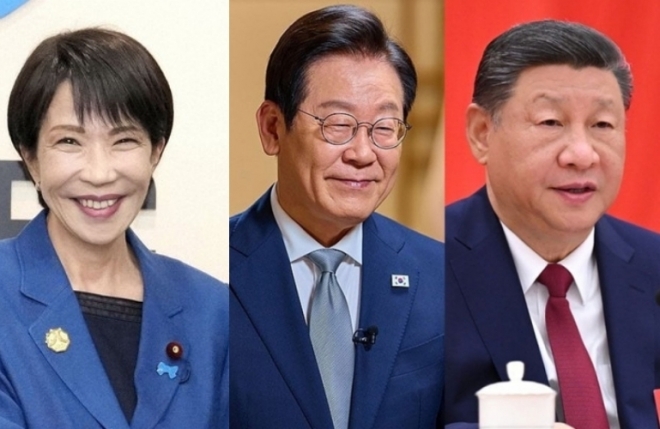 왼쪽부터 다카이시 사나에 일본 총리,<a href=