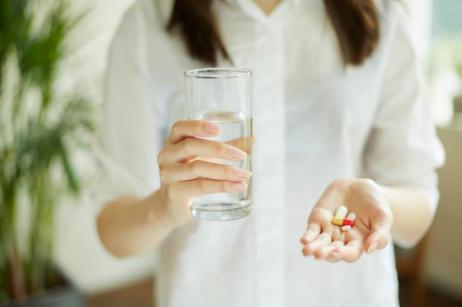 임신 중 타이레놀 복용이 아이의 자폐증 발병 가능성을 높이지 않는다는 연구 결과가 나왔다.알약 자료사진.아이클릭아트