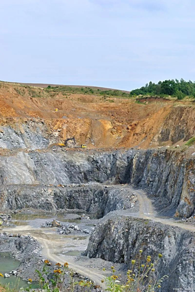 중국의 희토류 광산. 바이두 캡처