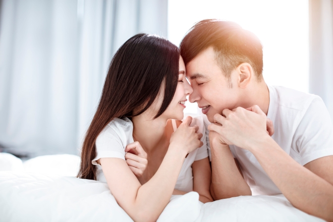 성관계 전 좋은 준비라고 생각한 행동이 오히려 피부 자극이나 불편함을 키울 수 있다는 전문가 조언이 나왔다.사진은 기사 내용과 직접 관련 없음.123rf