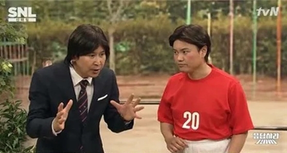 “감독은 절대 하지 마”…12년 전 SNL 홍명보 패러디 영상 역주행
