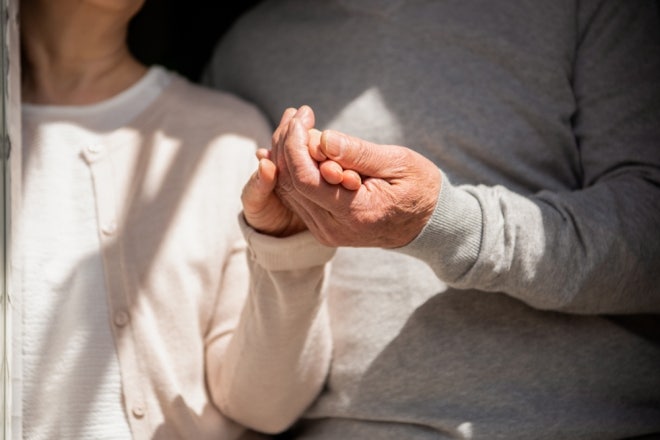 5년 동거한 女에 ‘15억’ 전 재산 주고 떠난 아버지…자녀들 어쩌나