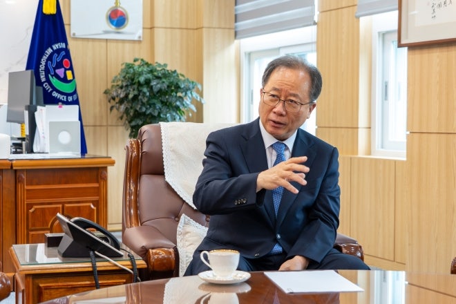 “부모 찬스 넘는 공교육 찬스… 미래 역량 기르는 부산 교육”