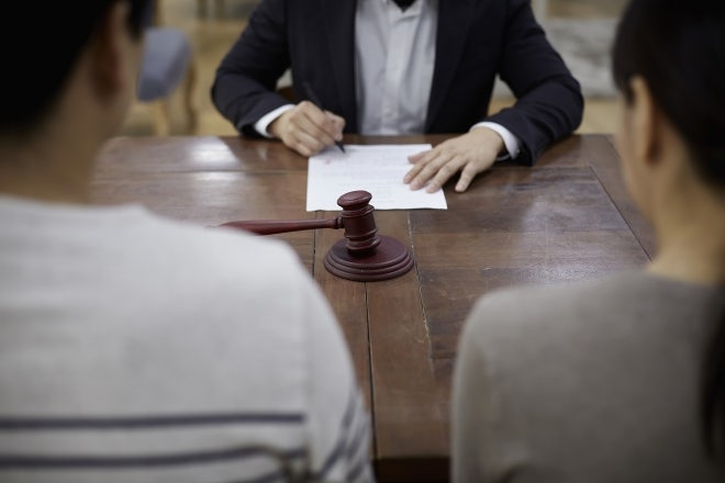 이혼 도장 찍자마자 85억 복권 당첨된 아내에게 돈 달라고 소송 건 전남편