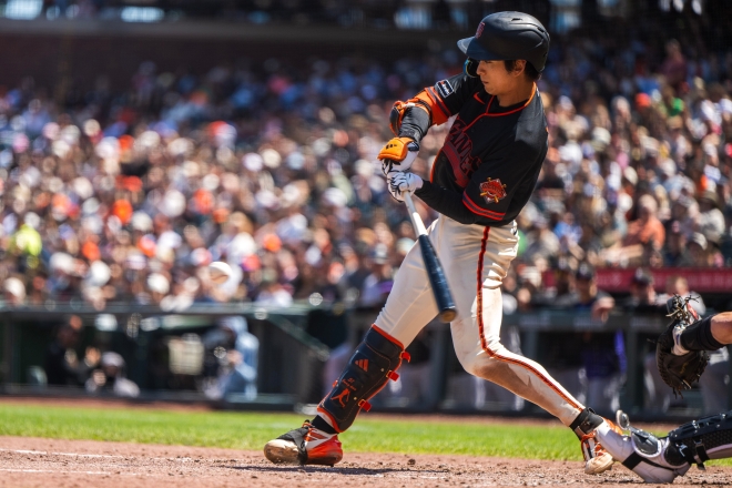 이정후 4경기만에 침묵깨고 멀티히트...<b>배지환</b>은 <b>방출 대기</b> 신세