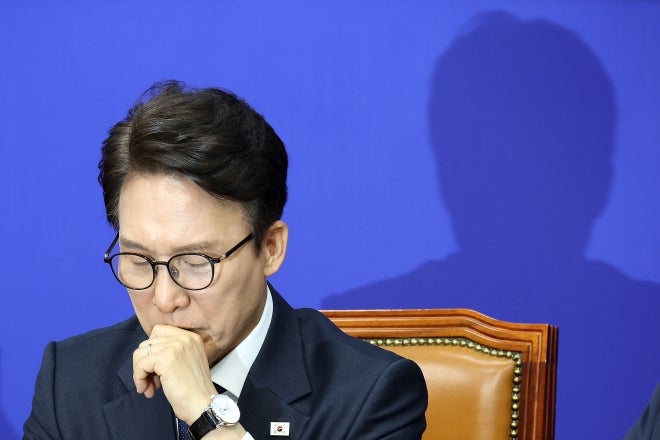 김민석, <b>부승찬</b> ‘소방 <b>재정 쭉쭉</b>’ <b>발언</b>에 엄중 경고…윤리심판원 직권...
