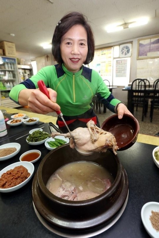 지치고 힘드시죠… 잘 먹고 힘내서 일어서야죠!
