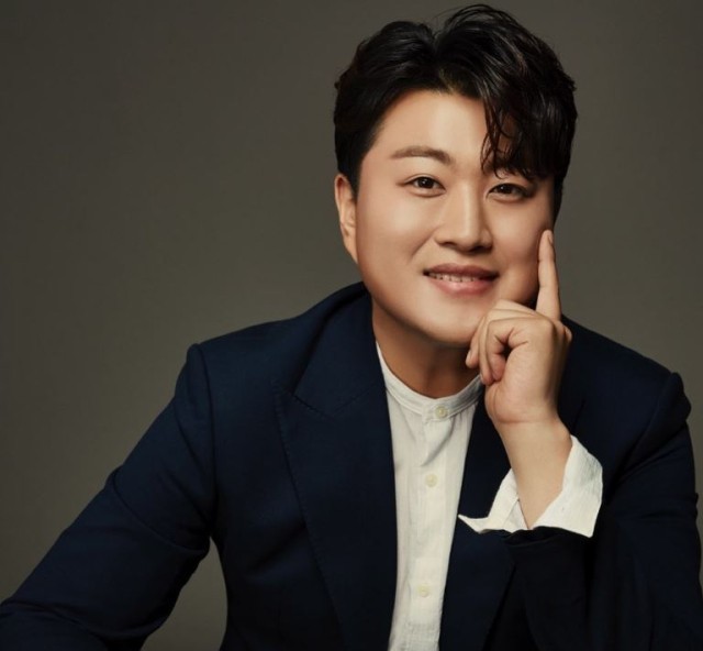 [속보] 경찰, '<b>뺑소니</b> 혐의' <b>김호중 압수수색</b> 영장 신청