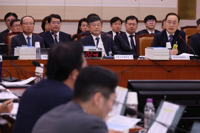 여야, <b>법사위</b> 국감에서 ‘<b>이재명 재판</b>’ 놓고 충돌