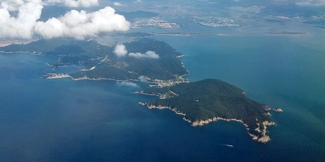 가덕신공항이 들어설 부산 강서구 가덕도 전경.김경현 기자 view@