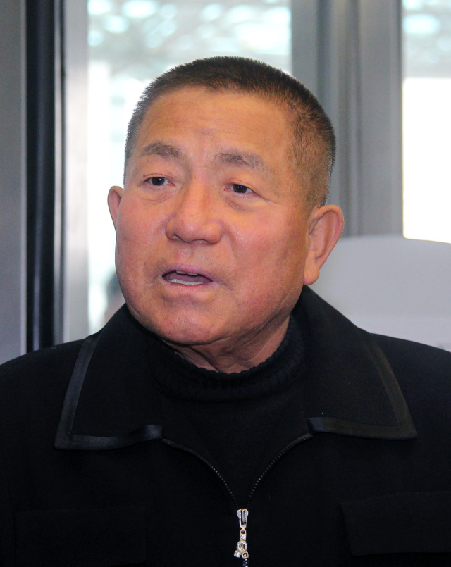 '뽀빠이'라는 별명으로 유명한 방송인 이상용 씨가 9일 별세했다.향년 81세.소속사 이메이드 관계자는 9일 연합뉴스와의 통화에서 '고인이 오늘 낮 12시 45분께 병원에 다녀오다 쓰러졌다'며 '사인은 심정지'라고