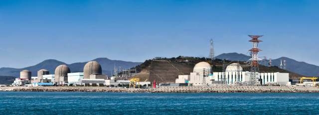 한수원 고리원자력 본부 전경(왼쪽부터 고리 1·2·3·4호기,신고리 1·2호기).한수원 제공