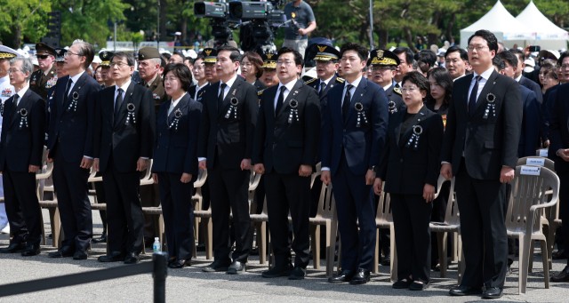 <b>민주당 원내대표 경선</b>, 김병기·서영교 양자대결