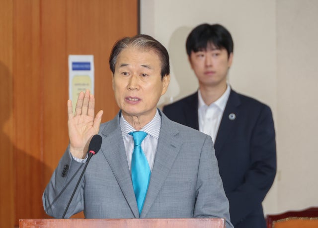인사<b>청문회</b> 이틀째… <b>권오을</b> 보훈·한성숙 중기 후보자 ‘검증 타깃’