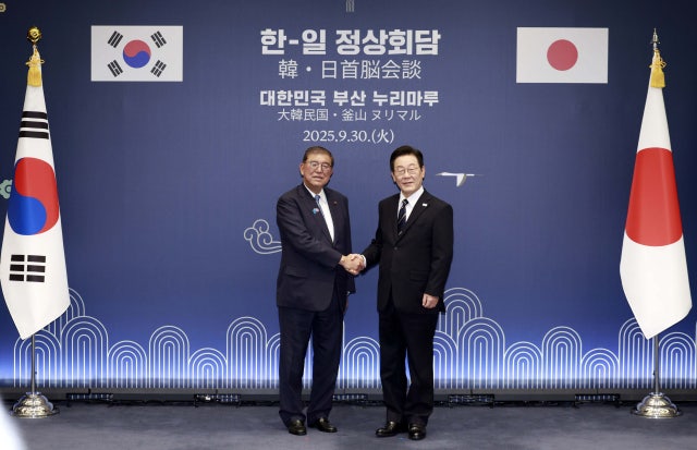 부산서 “지역 균형 발전” 외친 <b>한일 정상</b>