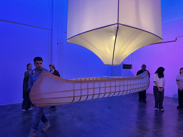 나미아 작가의 ‘삶으로의 항해’ 설치 전경. 김은영 기자 key66@