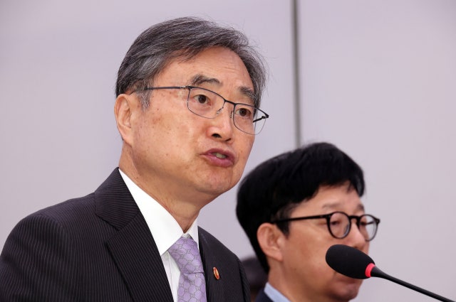 조현 "<b>트럼프</b>, <b>APEC</b> 오지만 정상회의는 참석 못할 가능성 커"