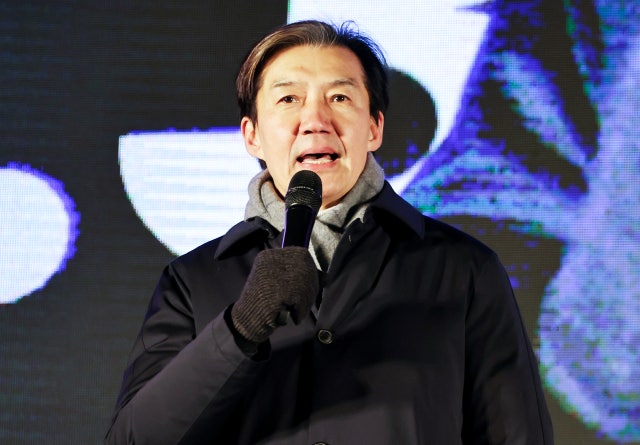 조국 "온 국민 싸울 때 침묵한 법원장 회의… 이제서야 '위헌'이라고"