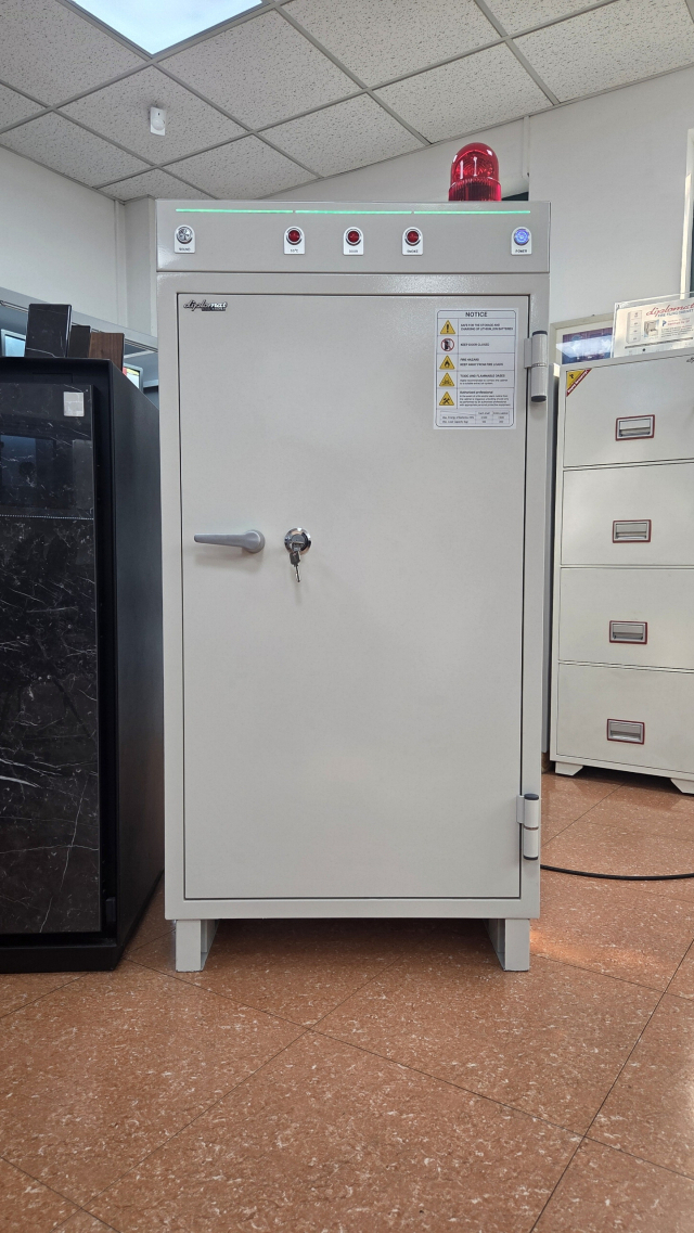 디프로매트금고가 개발한 리튬 배터리 금고.디프로매트금고 제공