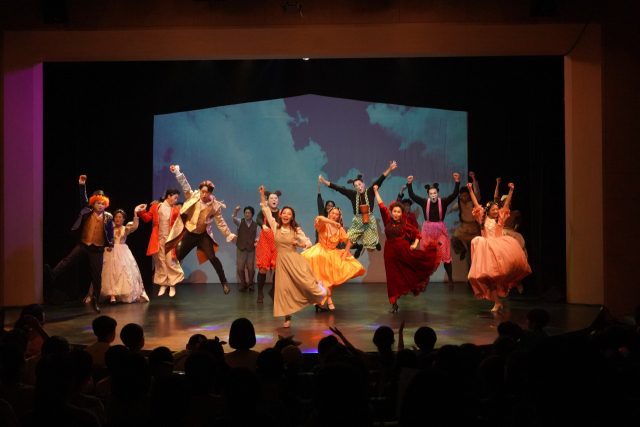 부산시립극단의 어린이 뮤지컬 '신데렐라'. 부산문화회관 제공