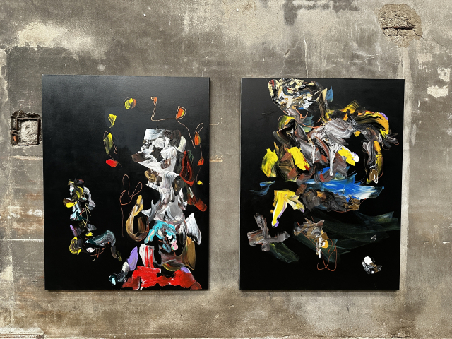 길 후 부산 개인전 ‘무량대수’(無量大數) 전시장에 설치된 작품. 김은영 기자 key66@