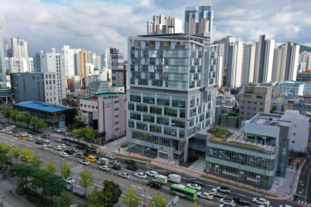 부산 남구 대연동 나라키움부산온타워 전경. 김종진 기자 kjj1761@