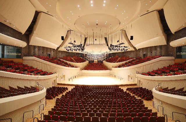 빈야드 형태로 설계된 부산콘서트홀 내부. 이재찬 기자 chan@