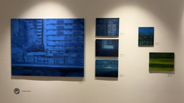 ‘2026 아티스타트’에서 장려상을 받은 문혜연 작품. '퇴근길' 외. 화면 속 도시 풍경은 불안하고 막막하지만, 그 위 씨앗은 결과에 얽매이지 않는 존재의 가치를 증명한다. 김은영 기자 key66@