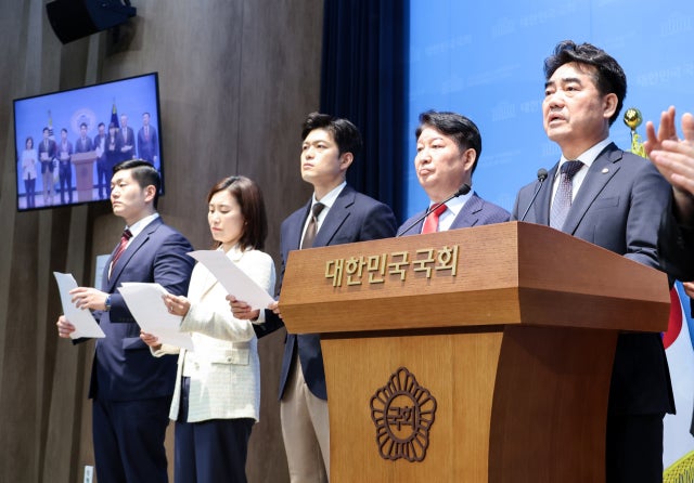 장동혁 버티기에 당내 반발…이성권 “12대 4는 참패, 조건 없이 물러나야”